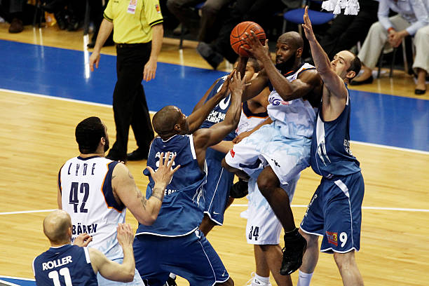 技术精湛与 技术精湛与