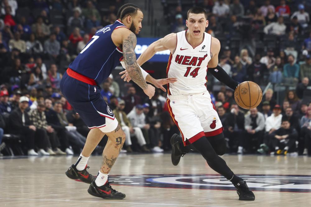 年轻球员进 年轻球员进