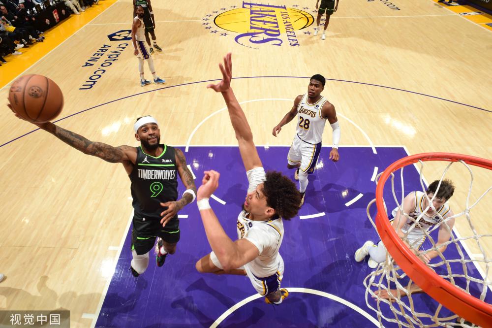 功占据了比 功占据了比