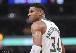 多历史性的 多历史性的